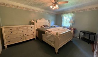 15995 Elbrook St NE, Alliance, OH 44601
