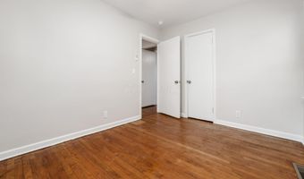 884 S Chesterfield Rd, Columbus, OH 43209