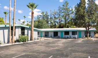 7440 E CAVE CREEK Rd 6, Carefree, AZ 85377