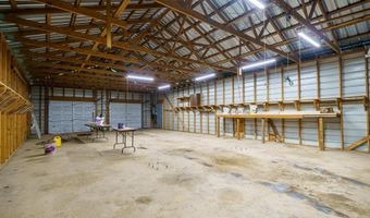 176 Big Oak Tree Rd NW, Adairsville, GA 30103