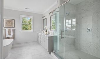 6947 28TH St N, Arlington, VA 22213
