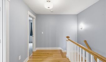12 Park Ave 13, Narragansett, RI 02882