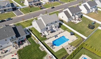 7 Kevin Ct, Bayville, NJ 08721