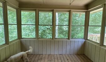 375 Segrest Cir, Athens, GA 30605