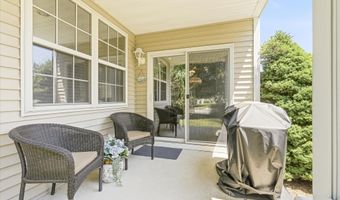 15 Breeze Ter, Barnegat, NJ 08005
