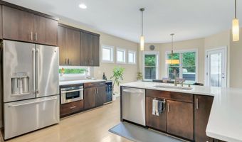1021 Saint Emilion Ct, Apex, NC 27502