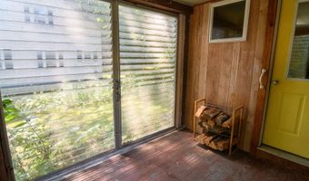 45 Blakeslee St, Brattleboro, VT 05301