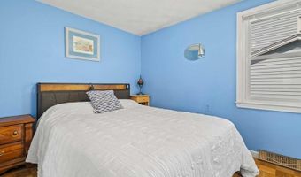 5 Hammock Pkwy, Clinton, CT 06413