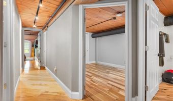 1 Tupperware Dr 138, North Smithfield, RI 02896