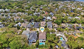 340 9TH St, Atlantic Beach, FL 32233