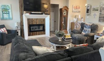 250 Saddlebrook Cir, Austin, AR 72007