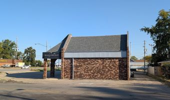 420 S Scatterfield Rd, Anderson, IN 46012
