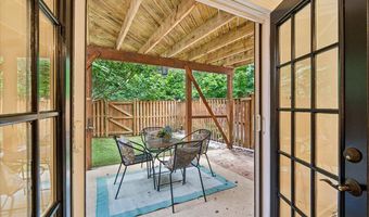 5914 LANGTON Dr, Alexandria, VA 22310