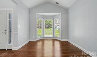 1926 Dunhill Dr, Charlotte, NC 28205