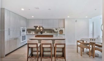 9201 E Bay Harbor Dr 503, Bal Harbour, FL 33154