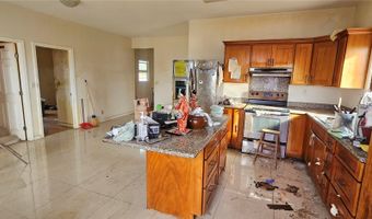 1017 Maluna St, Honolulu, HI 96818