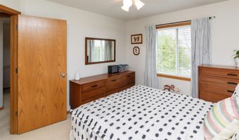 635 25th St SE, Altoona, IA 50009