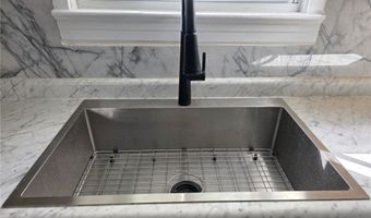 623 W 57th St, Ashtabula, OH 44004