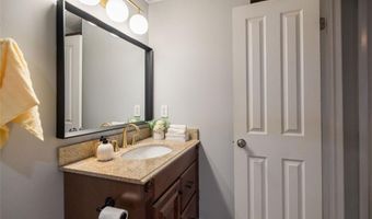 131 E BROAD St #706, Athens, GA 30601