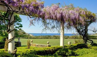 6 Price's Cove Ave, Newport, RI 02840