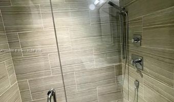 9721 E Bay Harbor Dr 4D, Bay Harbor Islands, FL 33154