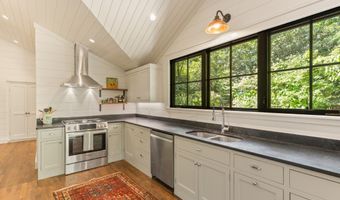 1177 Hicks Rd, Highlands, NC 28741