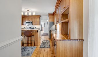 85 Bedford St, Bath, ME 04530