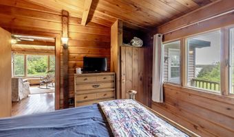 28 Hilltop Rd, Alburgh, VT 05440