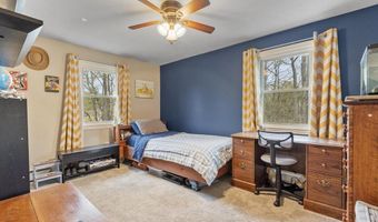 101 Williams Rd, Ashburnham, MA 01430