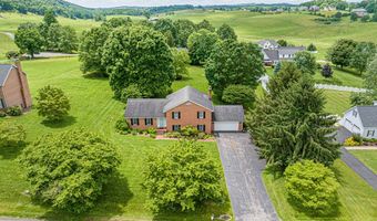 19464 Triple Crown Dr, Abingdon, VA 24211