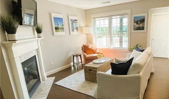 60 Saw Mill Dr 303, North Kingstown, RI 02852