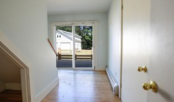 671 Essex St, Bangor, ME 04401