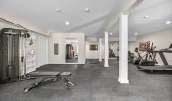 64 E Mitchell Ave 37, Cheshire, CT 06410