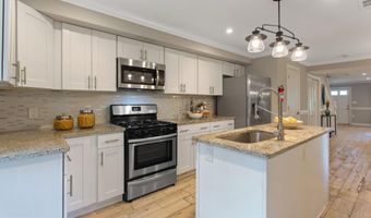 2217 14TH St SE, Washington, DC 20020