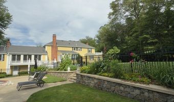 21 Greybirch Rd, Andover, MA 01810