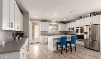 9087 W LIMESTONE MOUNTAIN Dr, Casa Grande, AZ 85194