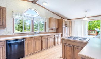 17055 Palm Ave, Anderson, CA 96007