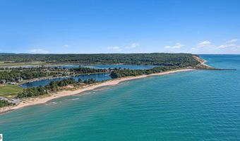 16864 Starkey Rd, Arcadia, MI 49613