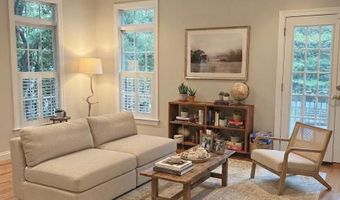 2229 OAK Ct N, Arlington, VA 22209
