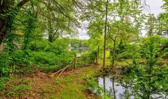 12 Silver Dr, Burlington, CT 06013