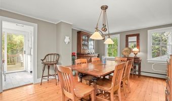 47 Hollow Tree Ridge Rd 47, Darien, CT 06820