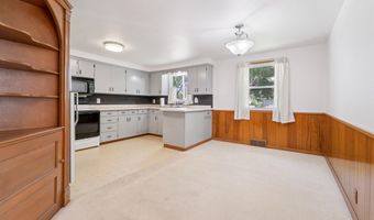 35 FOSTER Ct, Appleton, WI 54915