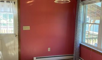 9 Crate Ln, Canaan, NH 03741