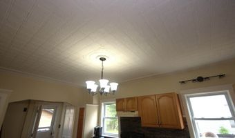 125 Grove St, Bangor, ME 04401