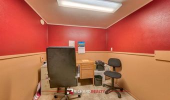 45 E Main St, Byron, WY 82412