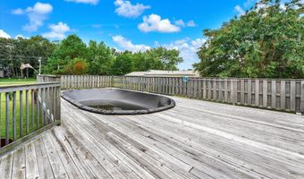2 GARDENIA Blvd, Greenwood, DE 19950