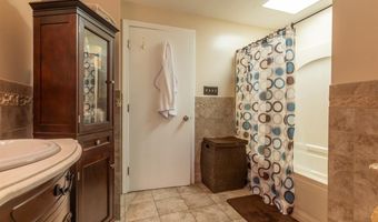 33 Carriage Way, North Providence, RI 02904
