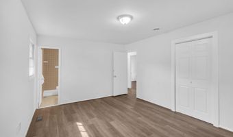 12113 ROUND TREE Ln, Bowie, MD 20715