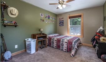 1064 Pinedale Ln, Andrews, NC 28901