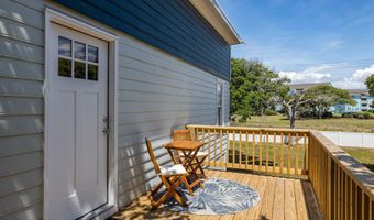 223 Hoffman Beach Rd, Salter Path, NC 28512
